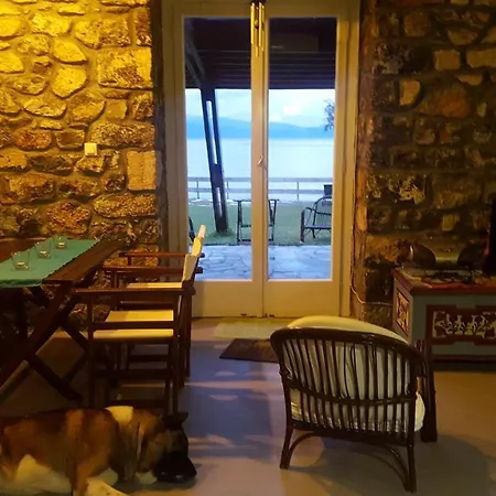 Villa Seafront Aggeliki *