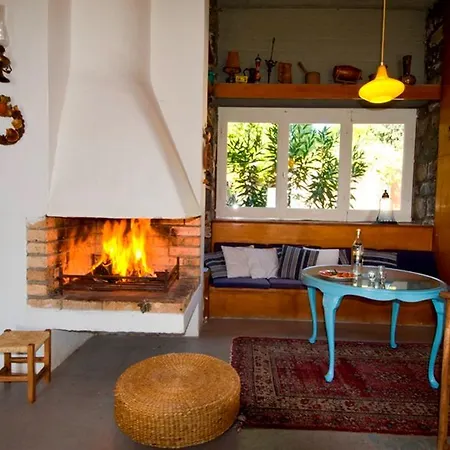 Seafront Aggeliki Villa *